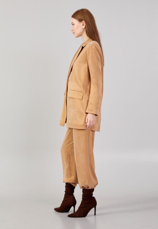 Lang Sleeve Vaccine Coor Rege Berge Jacket - Image 4