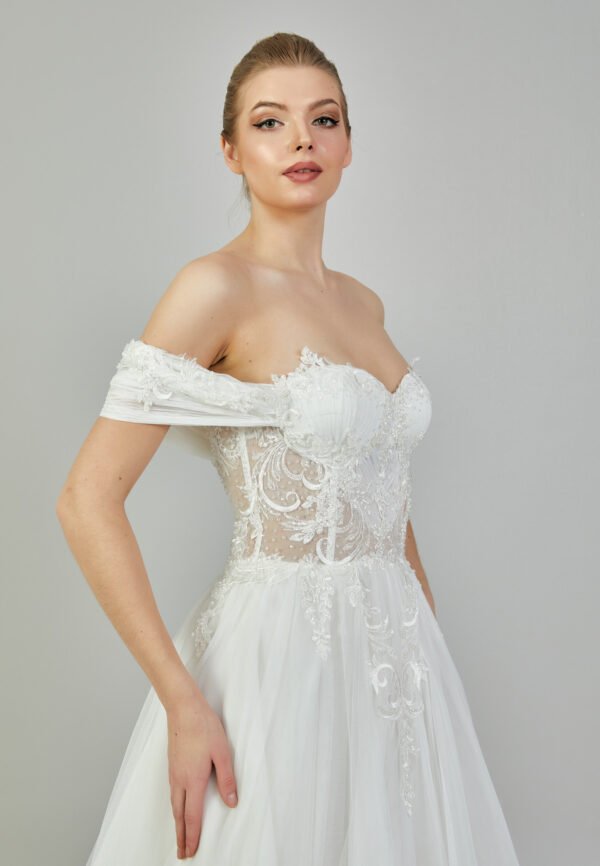 Off Shoulder Maxi Tulle Regular White Wedding Dress - Image 3