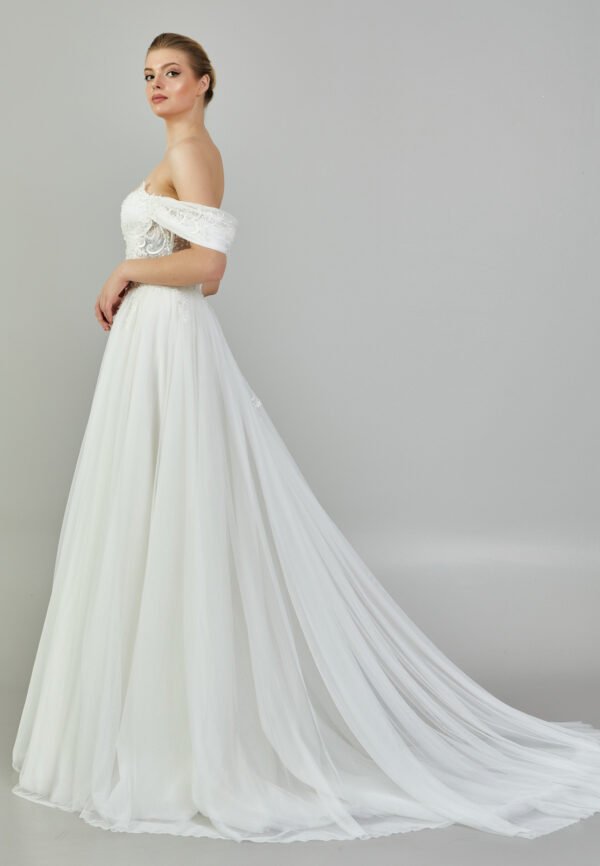 Off Shoulder Maxi Tulle Regular White Wedding Dress - Image 7