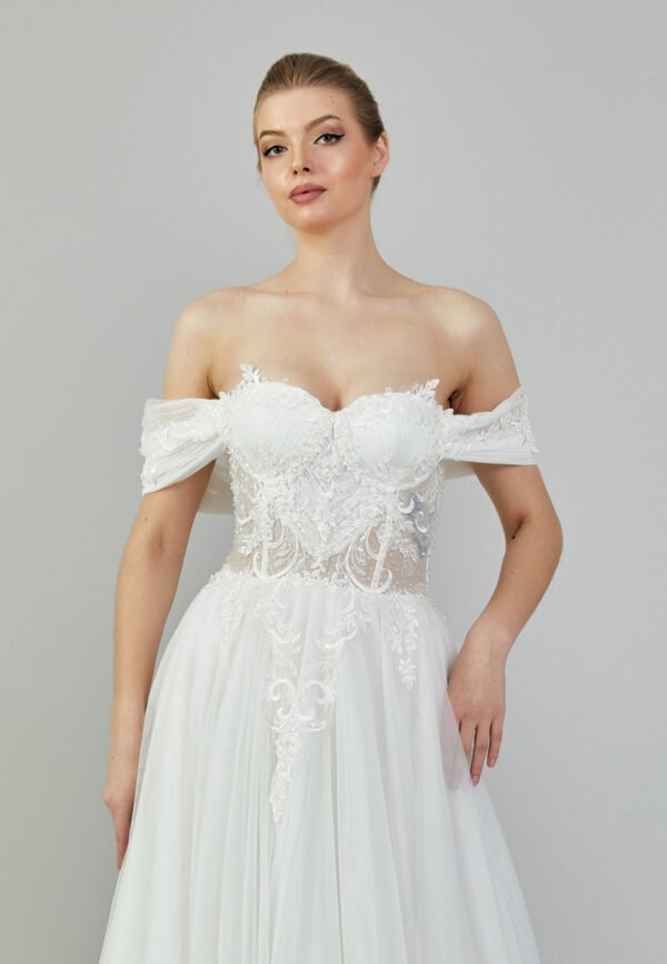 Off Shoulder Maxi Tulle Regular White Wedding Dress - Image 6