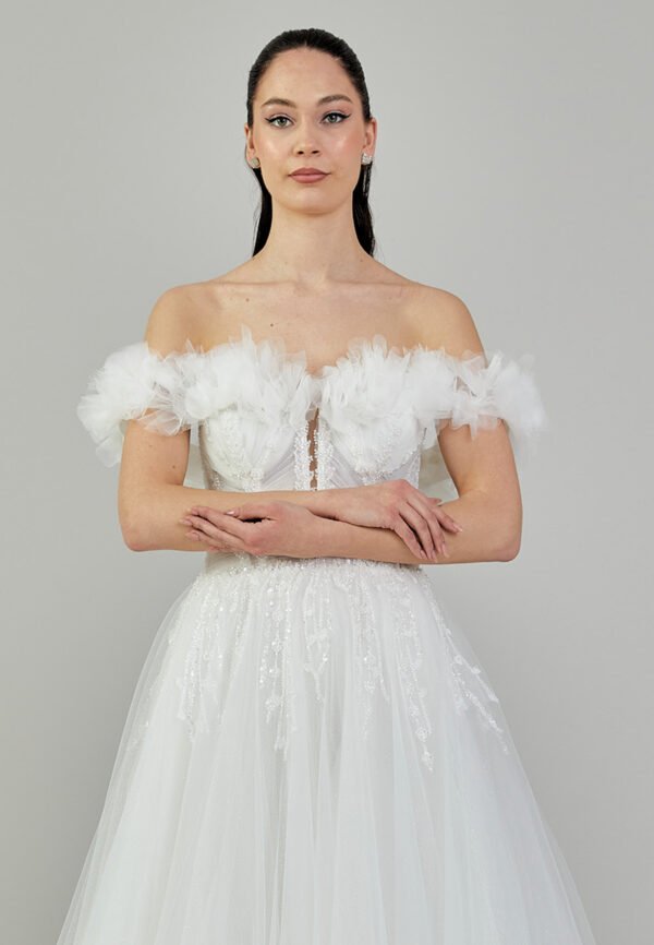 Off Shoulder Maxi Tulle Regular Ecru Wedding Dress - Image 5