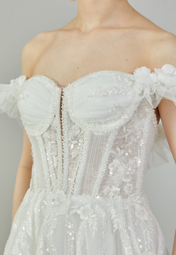 Off Shoulder Maxi Tulle Regular Ecru Wedding Dress - Image 3