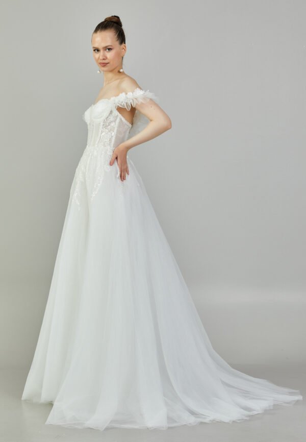 Off Shoulder Maxi Tulle Regular Ecru Wedding Dress - Image 8
