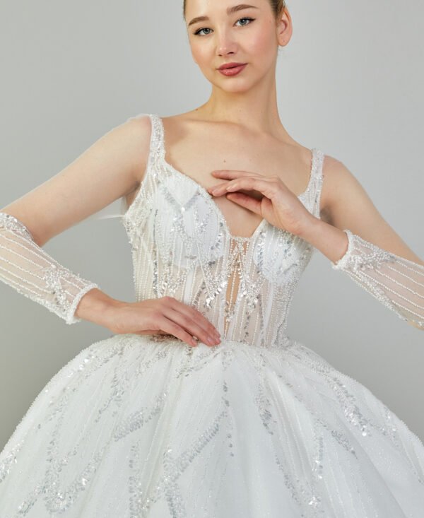 Long Sleeve Maxi Tulle Regular Ecru Wedding Dress
